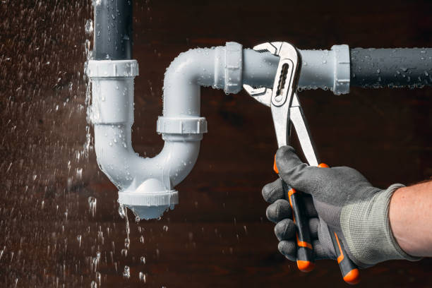 Professional Leak Detection technician working in Amlin, OH